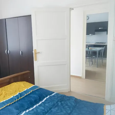 Agreable A De 35 M² Avec Parking Prive * Jonzac