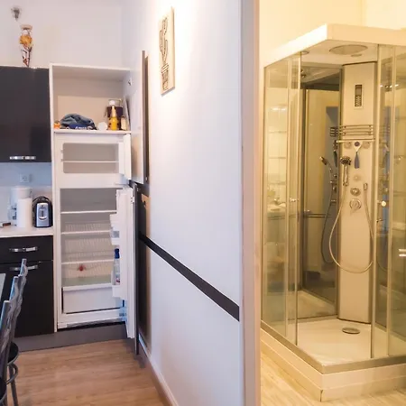 Agreable A De 35 M² Avec Parking Prive Διαμέρισμα Jonzac